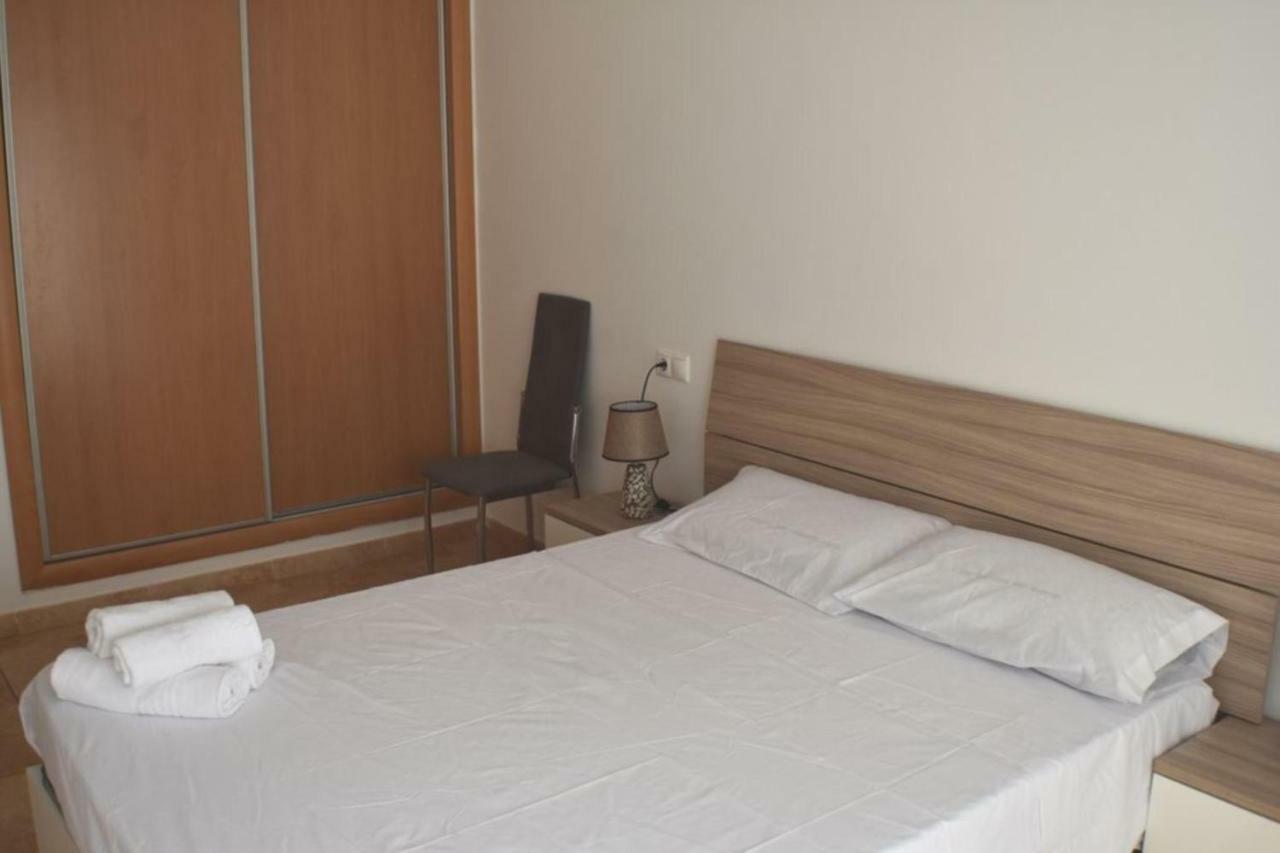 Aube Apartment Deltebre Exterior photo